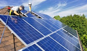 Service d'installation de photovoltaïque et tuiles photovoltaïques à Villaines-la-Juhel